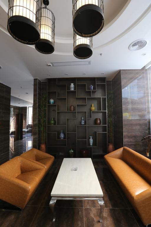 Sotel Inn Hotel San Yuan Li Branch Kanton Exteriér fotografie