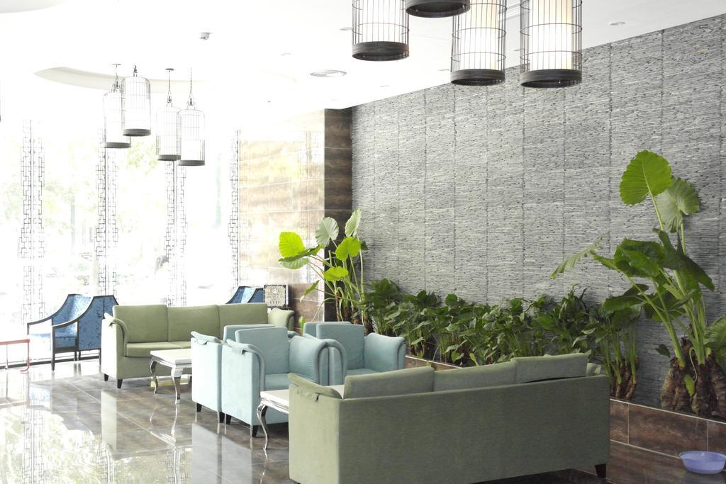 Sotel Inn Hotel San Yuan Li Branch Kanton Exteriér fotografie