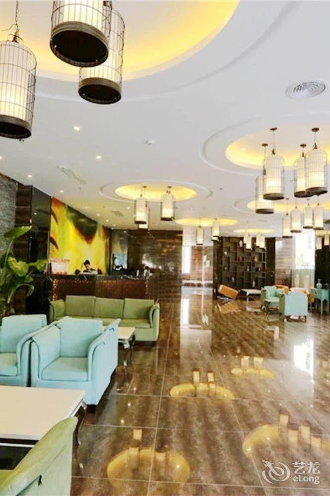 Sotel Inn Hotel San Yuan Li Branch Kanton Exteriér fotografie