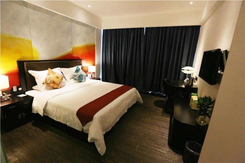 Sotel Inn Hotel San Yuan Li Branch Kanton Exteriér fotografie